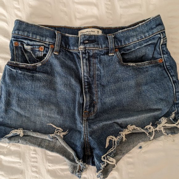 Abercrombie & Fitch Pants - Abercrombie & Fitch High Rise Mom Shorts in Dark Wash - Size 28